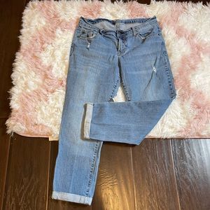 Old Navy Distressed Jeans Women's Size 8